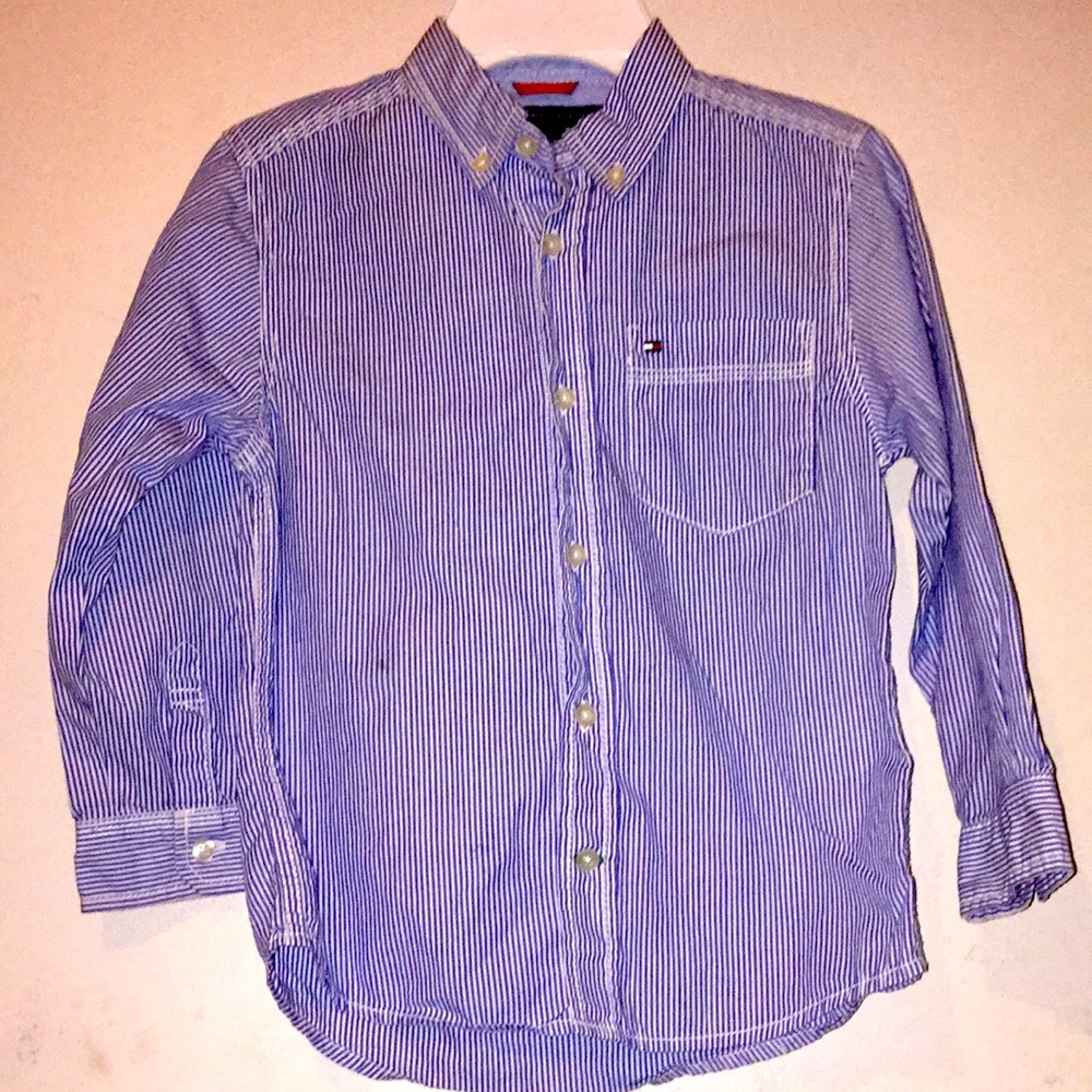 striped button up shirt with collar and pocket.